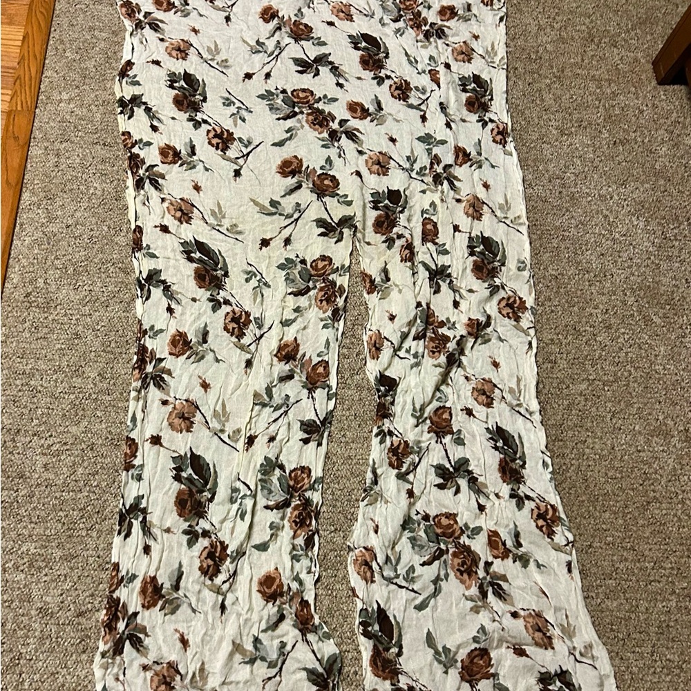 Women’s Cream Rose Floral Long split scarf with fringe